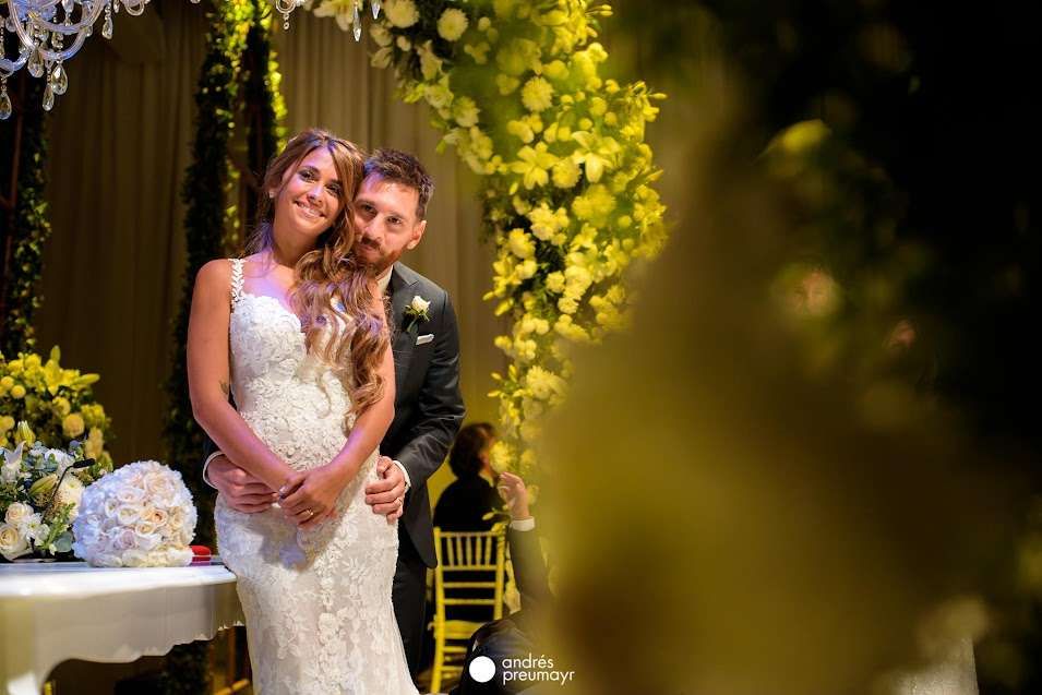 Antonela Roccuzzo & Lionel Messi